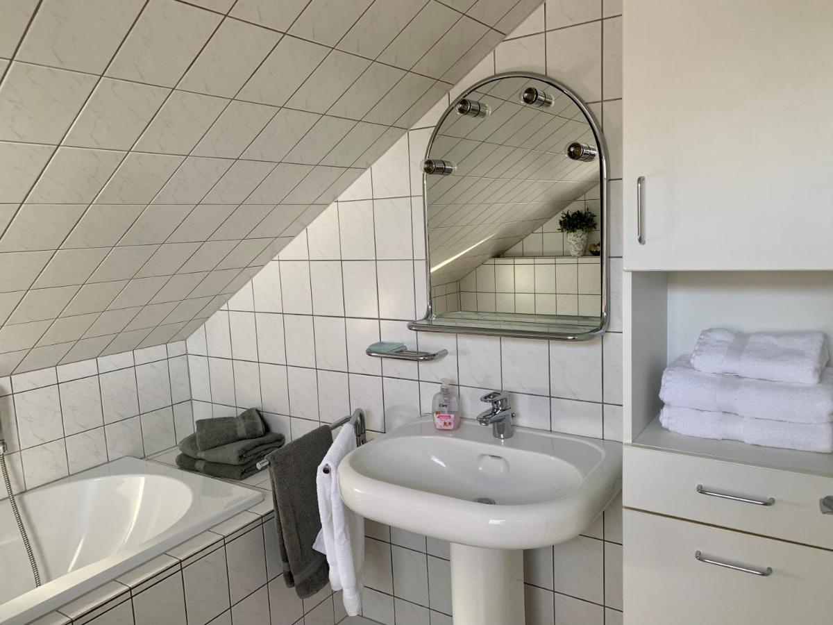 Meine Oase Ferienwohnung !!! Nicht Fuer Monteure !!! Horn-Bad Meinberg Exterior photo